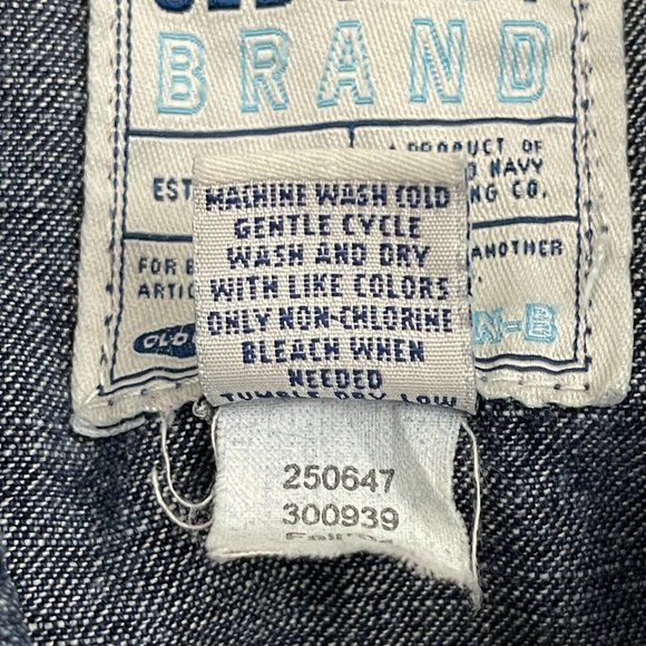 OLD NAVY Women Size XL 100% Cotton Dark Wash Blue Trucker Jacket Button Down - Picture 6 of 8
